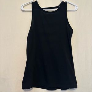 Black sports tank